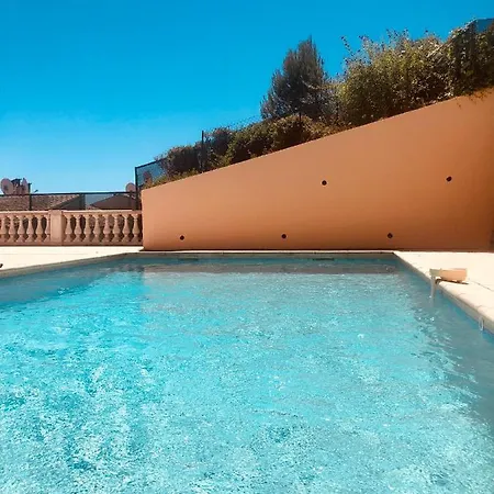 Mon Avec Terrasse Et Piscine