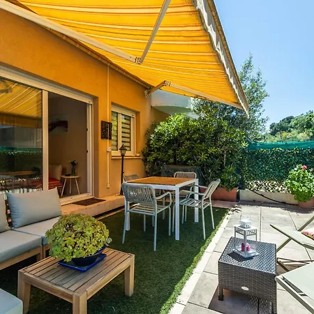 Apartmán Mon Avec Terrasse Et Piscine *