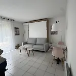 Apartman Mon Avec Terrasse Et Piscine