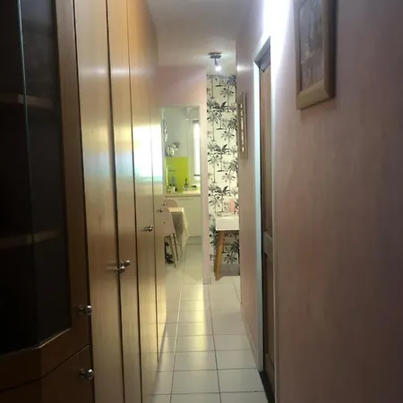 Mon Avec Terrasse Et Piscine דירה *