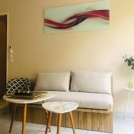 Mon Avec Terrasse Et Piscine